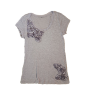 Cute sheer floral t shirt. M